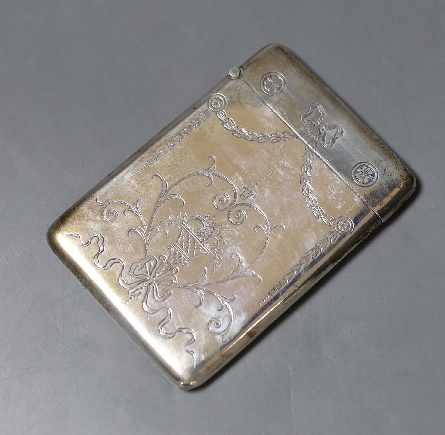 A late 19th/early 20thh century silver card case, William M. Hayes, Birmingham, no date letter, 10.2cm.